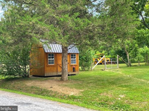 154 Whisper Valley Rd, Three Churches, WV 26757-6899