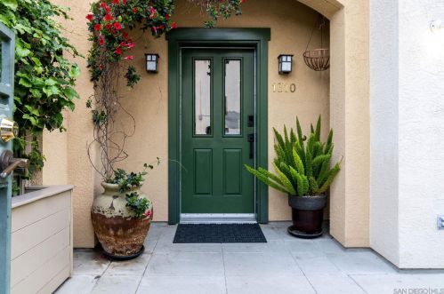 1310 24th St, San Diego, CA 92102-2014