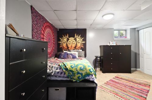 2 3 St, Hobart IN 46342-4306 exterior