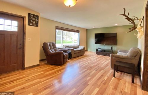 545 Derrick Dr, New Johannesburg WI  54017-2328 exterior