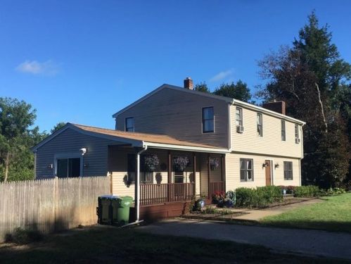 47 Jerome St, Berkley MA  02779-1006 exterior