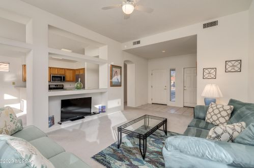 14013 Trade Winds Way, Tucson AZ 85755-8856 exterior