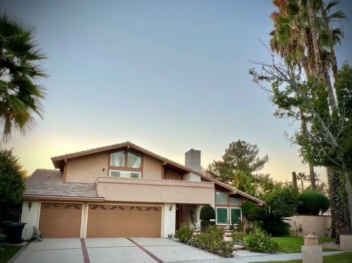 1772 Yurok St, Orange, CA 92867-3276
