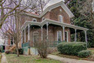 205 6th St, Columbia, TN 38401-3211