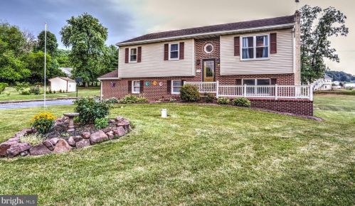 150 Olde School Ln, Beartown, PA 17555-9484