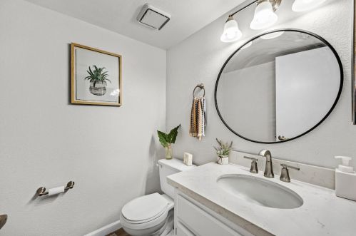 61 Kenneth Ct, West Pittsburg CA  94565-1545 exterior