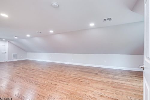 421 River Rd, Rahway NJ  07065-4203 exterior