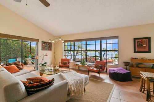12844 Meadowbreeze Dr, West Palm Beach, FL 33414-2014