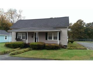 437 Gaston St, Dallas, NC 28034-2203