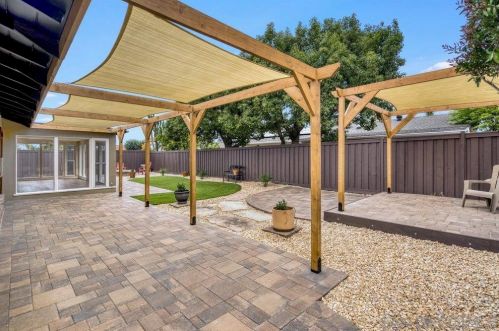 6034 Lancaster Dr, San Diego CA 92120-4537 exterior