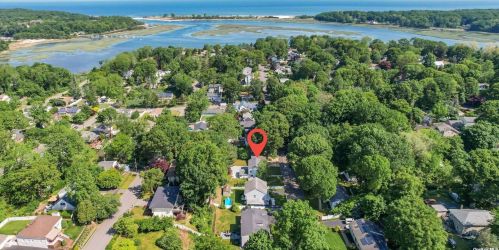 60 Beaver Dr, San Remo, NY 11754-2208