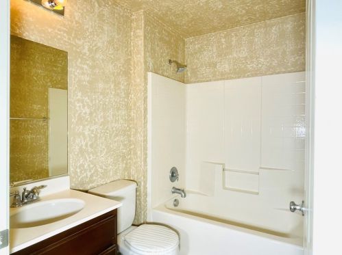 37245 Parkway Dr, Beaumont CA  92223-8104 exterior