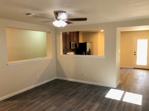 2218 Perkins Pl, Georgetown TX  78626-8212 exterior