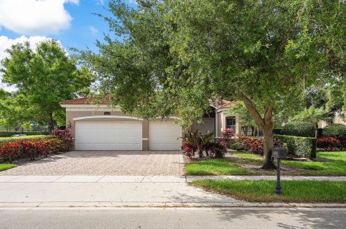 15805 Glencrest Ave, Delray Beach, FL 33446-9577