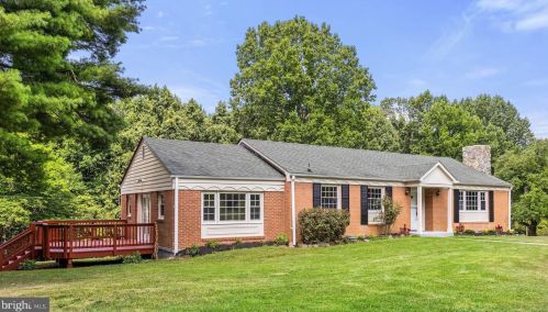 4154 Fiery Run Rd, Linden, VA 22642-1814