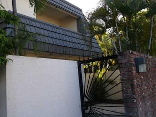 8649 137th Ave, Miami, FL 33183-4076