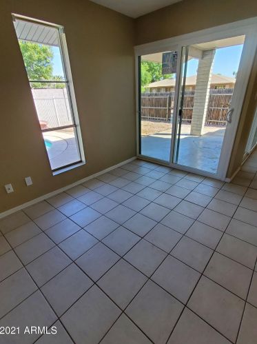 12603 37 Ave, Phoenix AZ 85053-2804 exterior