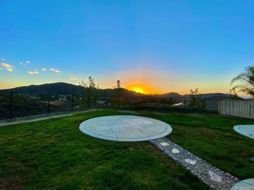 34149 Dianthus Ln, Lake Elsinore CA  92532-2983 exterior