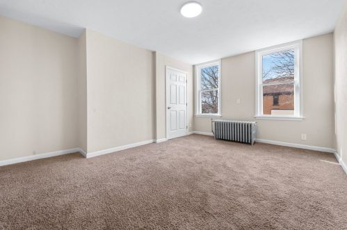 650 Boggs Ave, Pittsburgh PA  15211-2334 exterior