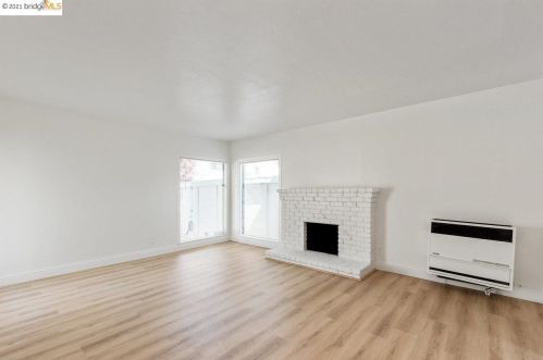 319 Foothill Blvd, Oakland CA  94606-2322 exterior
