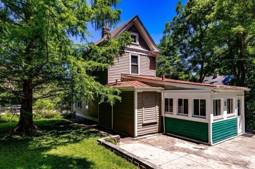 1339 Aster Pl, Cincinnati, OH 45224-3207