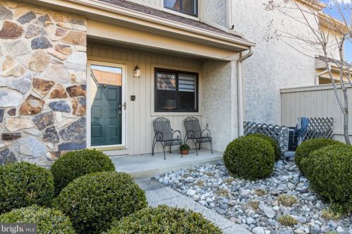 1628 Devon Ct, Yardley PA 19067-5741 exterior