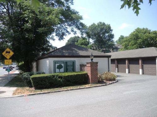 11 Campus Pl, Scarsdale, NY 10583-1516