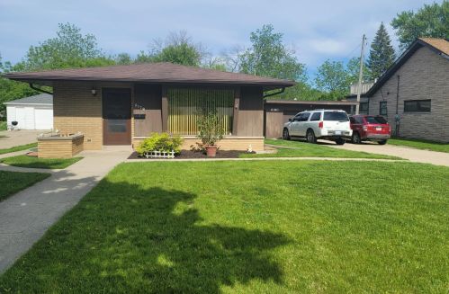 6178 Swift Ave, Cudahy, WI 53110-3206