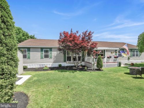 13 Allen St, Moselem PA  19526-8660 exterior