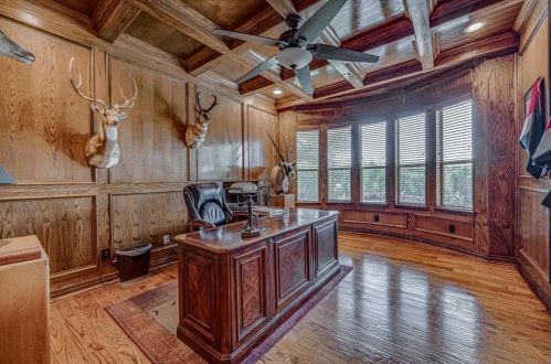 2221 Southern Oaks Dr, Cedar Hill TX 75104-6414 exterior