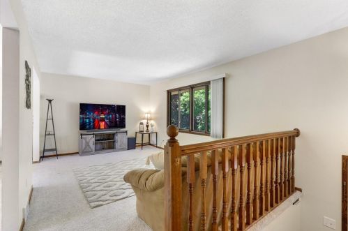 11945 Crane St, Minneapolis, MN 55448-2028