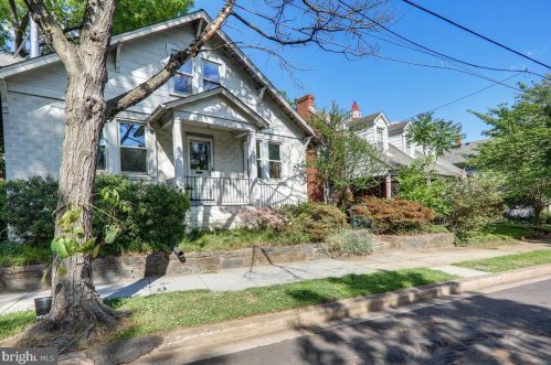 5421 Carolina Pl, Washington, DC 20016-2525
