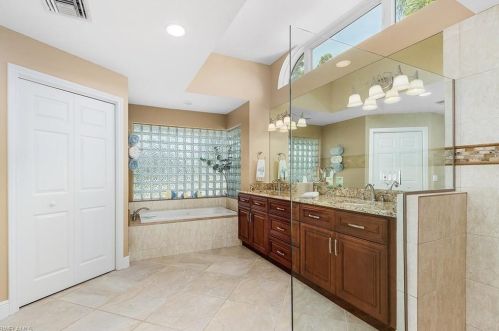 26876 Mclaughlin Blvd, Bonita Springs FL  34134-3846 exterior