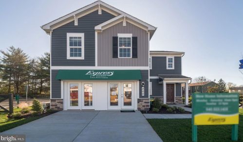 179 Winifred Dr, Hanover PA  17331 exterior