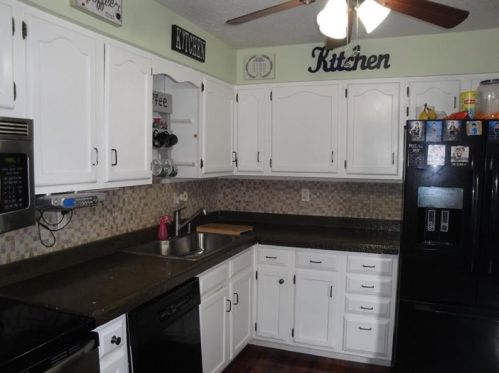 3104 School Pl, Finleyville PA  15332-1355 exterior