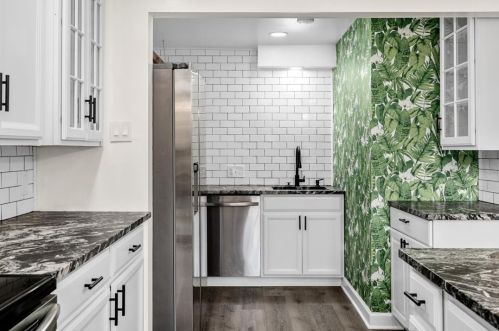 107 Forest Edge Dr, Sewickley PA  15143-8928 exterior