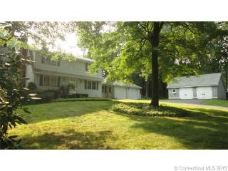 11 Laurwood Dr, Manchester, CT 06043-7520