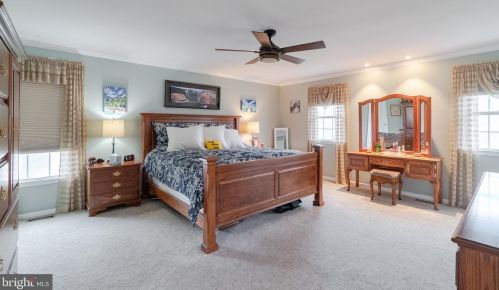 16 Old Dutch Way, Harleysville PA  19438-3080 exterior