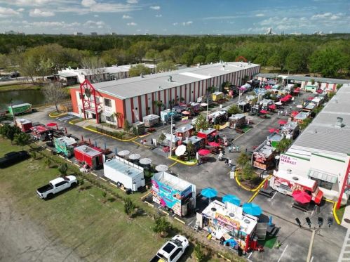 4002 Marina Isle Dr, Kissimmee FL 34746-1834 exterior