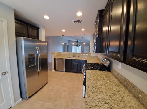 2020 Lindrick Dr, Gilbert, AZ 85298-7417