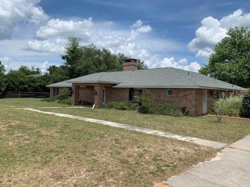32016 Wolf Branch Ln, Mount Plymouth, FL 32776-9152
