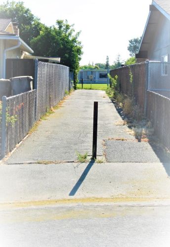 747 Borchard Ct, Woodland CA  95695-5001 exterior