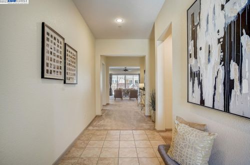 70 Thunder Bay Ct, West Pittsburg CA  94565-7924 exterior