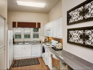 6610 Ambrosia Ln, Carlsbad CA  92011-2607 exterior