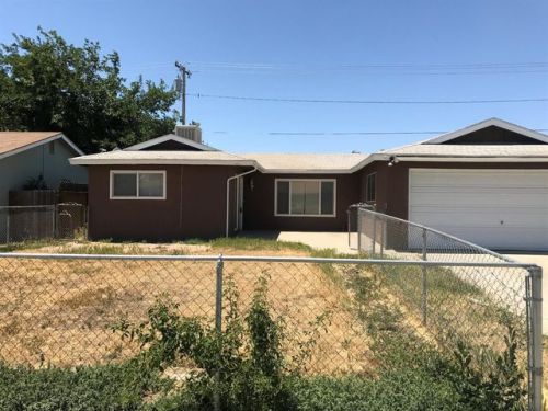 11416 Redwood St, Armona, CA 93202-9611