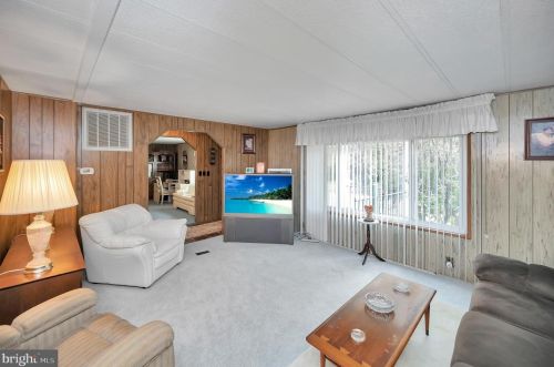 6705 Fisher Dr, Spotsylvania VA  22551-2613 exterior