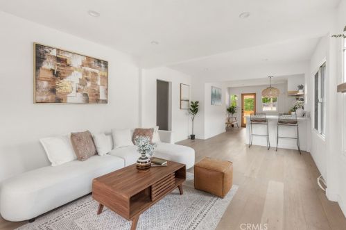 596 Mountain View St, Altadena CA  91001-4921 exterior
