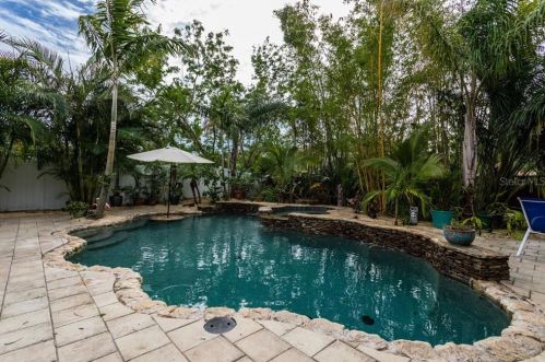 1418 Blackwater Pond Dr, Orlando, FL 32828-5212