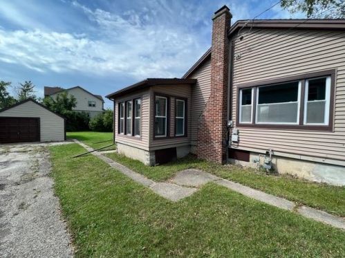 7 Lawton St, Edgerton WI  53534-0021 exterior