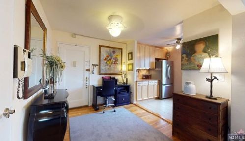 8750 Boulevard, North Bergen NJ  07047-6005 exterior